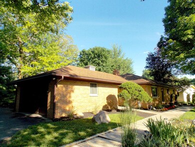 1112 Beechview Dr S, Worthington, OH 43085 - photo 2