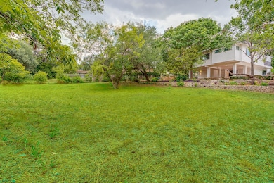 568 W Quill Dr, San Antonio, TX 78228 - photo 4