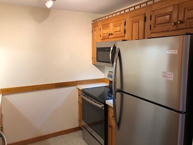 89 Pleasant St unit C12, Medfield, MA 02052 - photo 3