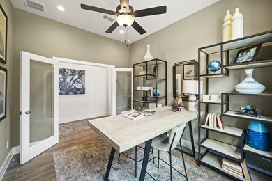
Photos are REPRESENTATIVE of the home /floor plan