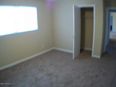 2133 Belinda Cir, Jacksonville, FL 32216 - photo 6