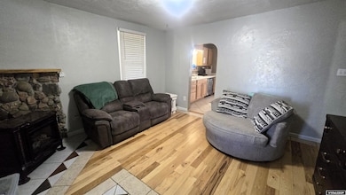 823 Fremont St, Thermopolis, WY 82443 - photo 4