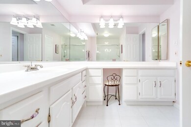 3 Luxberry Ct, Rockville, MD 20852 - photo 5