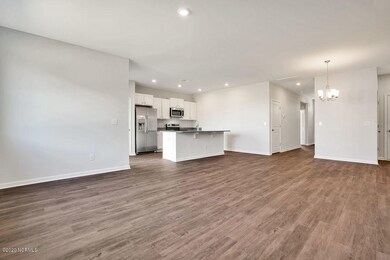 9606LargeOakCourt-06
