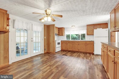 13554 Woodmont Rd, Hancock, MD 21750 - photo 4