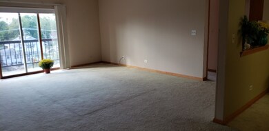 820 Graceland Ave unit 405, Des Plaines, IL 60016 - photo 7