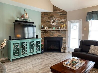 4451 Beech Dr, Nazareth, PA 18064 - photo 6