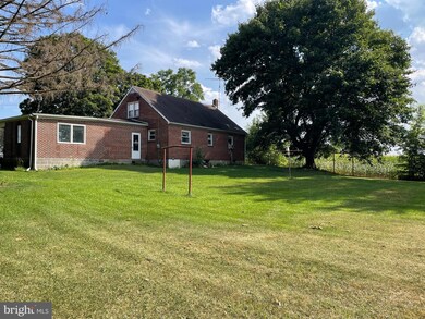 5871 Olde Scotland Rd, Shippensburg, PA 17257 - photo 3