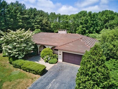 52 Claudia Dr, Cranston, RI 02921 - photo 2