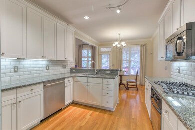 822 S Cannon Blvd, Shelbyville, TN 37160 - photo 4