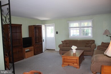 132 Yale Ave, Gloucester City, NJ 08030 - photo 2