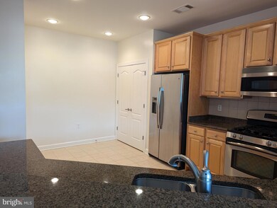 Cameron Square unit 306, Alexandria, VA 22304 - photo 5
