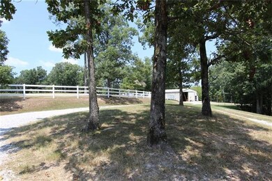 1034 Edenway Rd, Dover, TN 37058 - photo 7