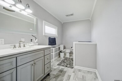 14098 Adam Arceneaux Dr, Gonzales, LA 70737 - photo 7