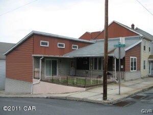 355 W Abbott St, Lansford, PA 18232 - photo 2