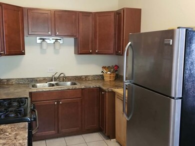 105 E Keith Ave, Waukegan, IL 60085 - photo 7