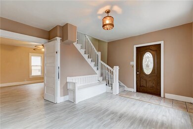 826 E 25th Ct, Des Moines, IA 50317 - photo 6