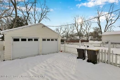1942 Walnut St, Holt, MI 48842 - photo 4