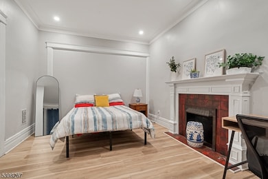 257 Woodlawn Ave, Jersey City, NJ 07305 - photo 6