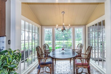 2090 Giles-Hightower - Breakfast Room