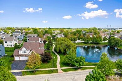 119 Windstone Dr, North Aurora, IL 60542 - photo 2