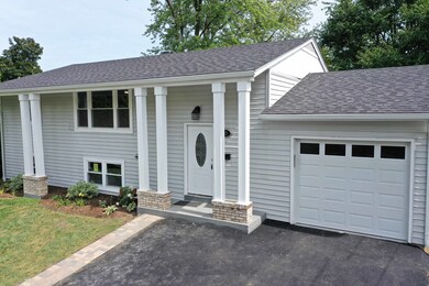 102 Pecos Cir, Carpentersville, IL 60110 - photo 2