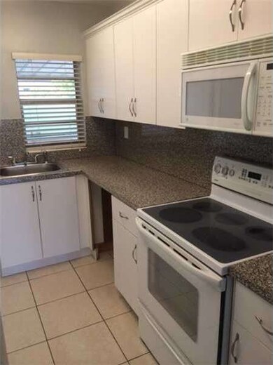 4252 SW 69th Ave, Miami, FL 33155 - photo 3