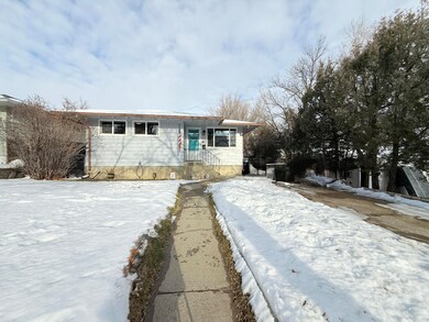1217 6th St, Havre, MT 59501 - photo 2