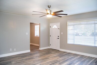 livingroom 1_3