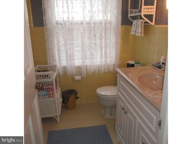 263 S 13th Ave, Coatesville, PA 19320 - photo 7