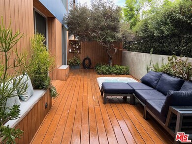 855 N Croft Ave unit 101, West Hollywood, CA 90069 - photo 5