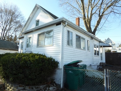 11 Willis Ct, Lynn, MA 01905 - photo 4