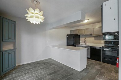 52 Twin Oaks Terrace, South Burlington, VT 05403 - photo 7