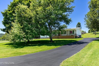 219 Corbin Lake Rd, Rutledge, TN 37861 - photo 2