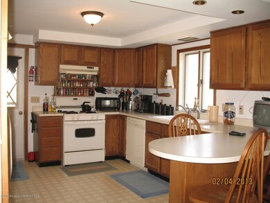 2511 Milwaukee Rd, Clarks Summit, PA 18411 - photo 3