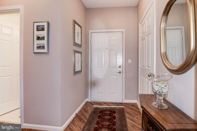 46614 Drysdale Terrace unit 101, Sterling, VA 20165 - photo 6