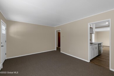 32 Vics Ct, Albany, NY 12205 - photo 5