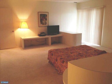 20730 Valley Forge Cir unit 730, King of Prussia, PA 19406 - photo 7