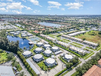 16051 Amberwood Lake Ct unit 4, Fort Myers, FL 33908 - photo 2
