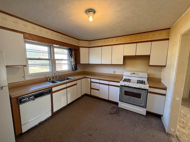 1120 W 20th St N, Wichita, KS 67203 - photo 5