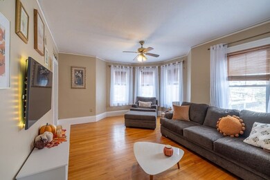 76 Pleasant St unit 2, Wakefield, MA 01880 - photo 5