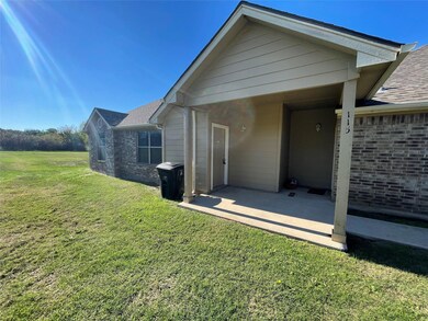 111 Sunburst Ct unit 111-117, Weatherford, TX 76087 - photo 2