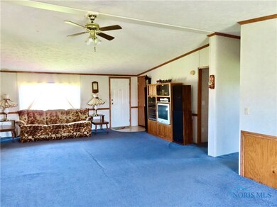 20136 Holts Rd E, Genoa, OH 43430 - photo 2