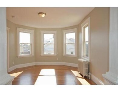 16 Pratt St, Salem, MA 01970 - photo 2