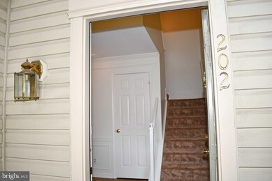 8155 Bayonet Way unit 202, Manassas, VA 20109 - photo 6