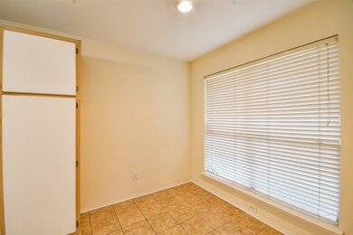 3638 Red Fir Dr, Houston, TX 77088 - photo 7