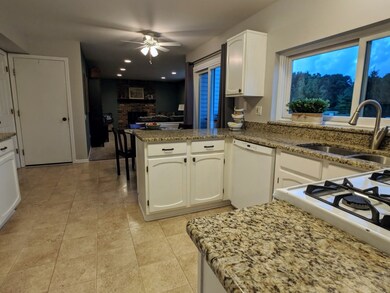 2120 Cumberland Pkwy, Algonquin, IL 60102 - photo 6