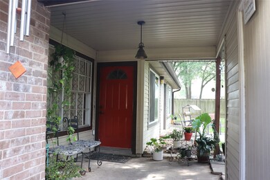 8627 Pine Falls Dr, Houston, TX 77095 - photo 5