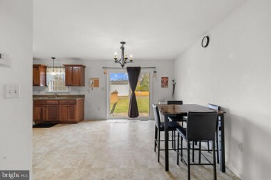 104 N College St, Palmyra, PA 17078 - photo 7