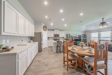 2532 Silver Fox Trail, Weatherford, TX 76087 - photo 5